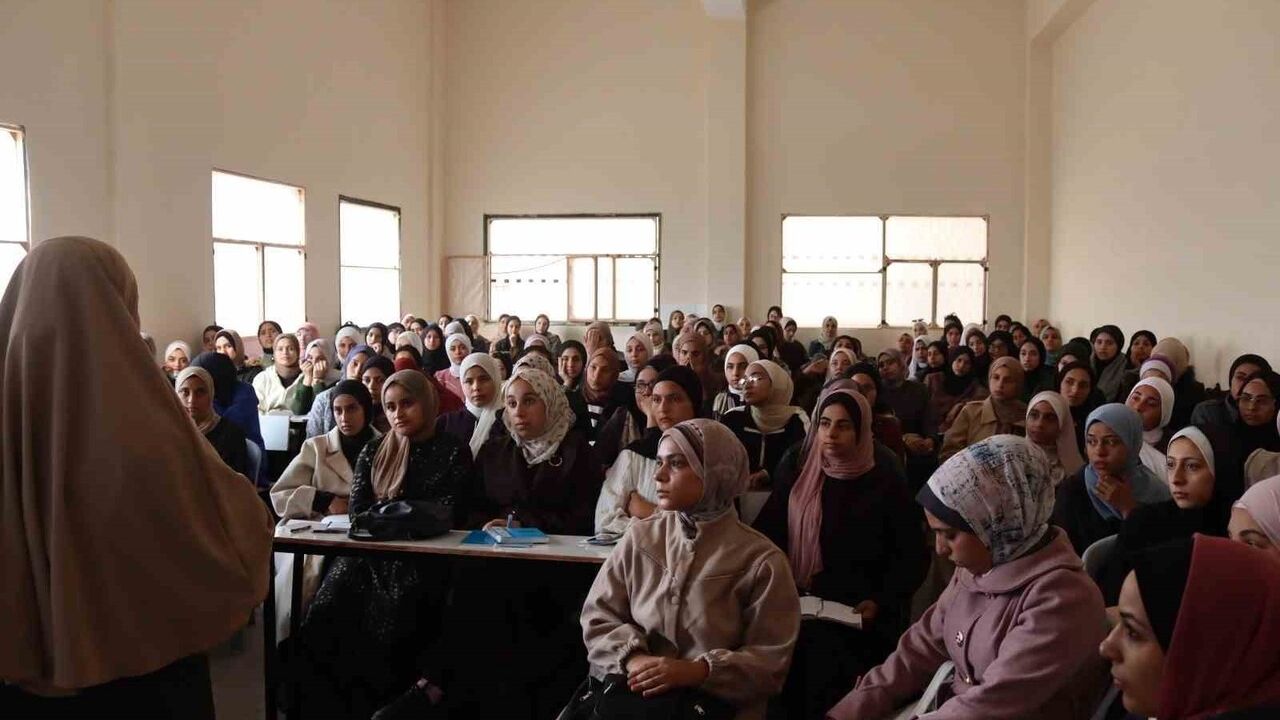 Gazze İslam Üniversitesi'nde Eğitim Yeniden Başladı