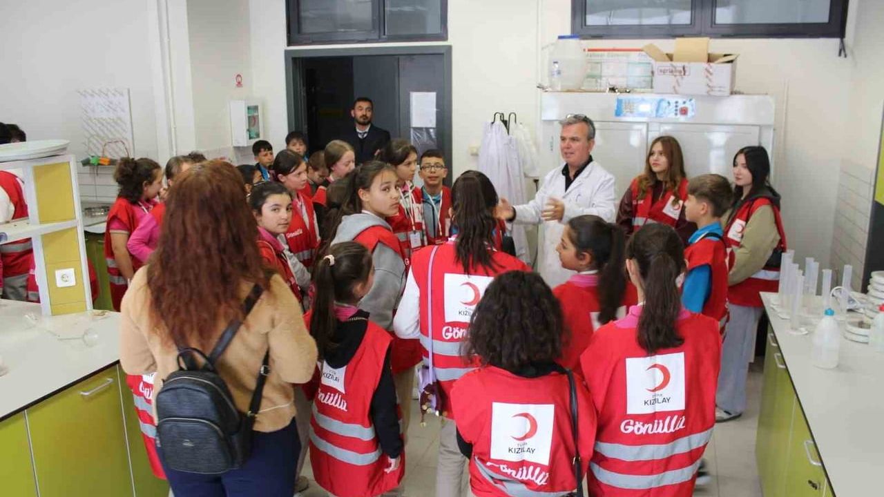 Geleceğe Yönelik Yatırım: Niğde Ömer Halisdemir Üniversitesi'nin 'Çocuk Üniversitesi' Projesi