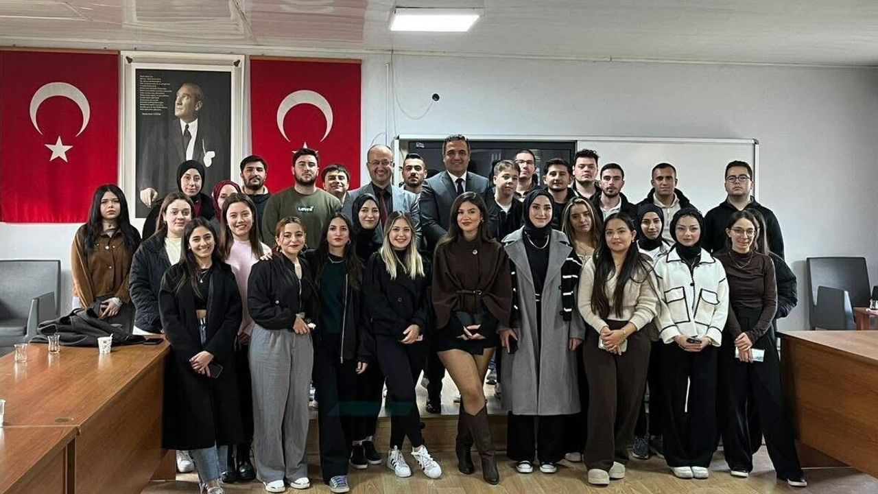 Geleceğin Tapu Teknikerlerine Mesleki Rehberlik