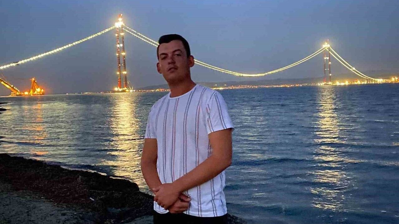 Gelibolu'da Feci Kaza: Sürücü Hayatını Kaybetti