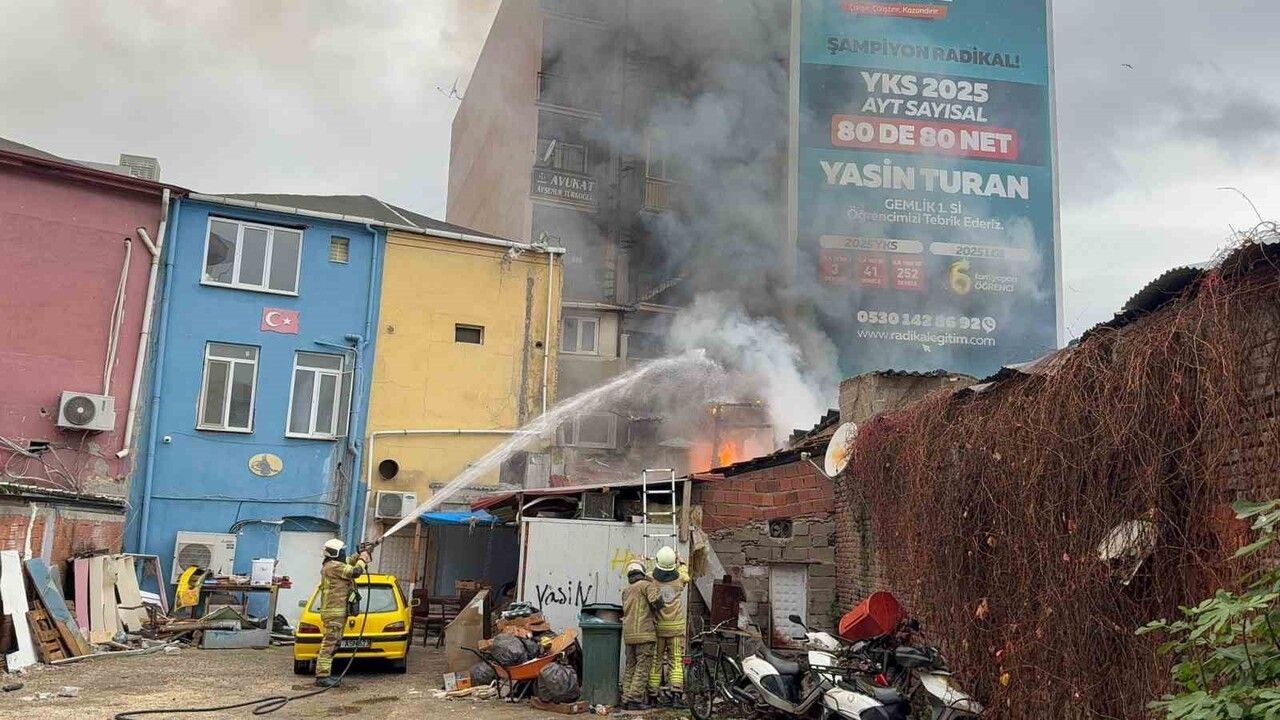 Gemlik'te Pide İmalathanesinde Yangın Korkusu