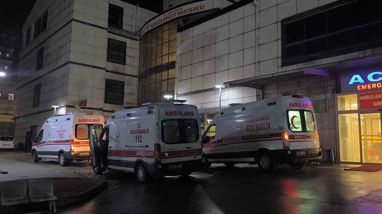 Gercüş'te Karbonmonoksit Gazı Zehirlenmesi: 7 Kişi Hastaneye Kaldırıldı