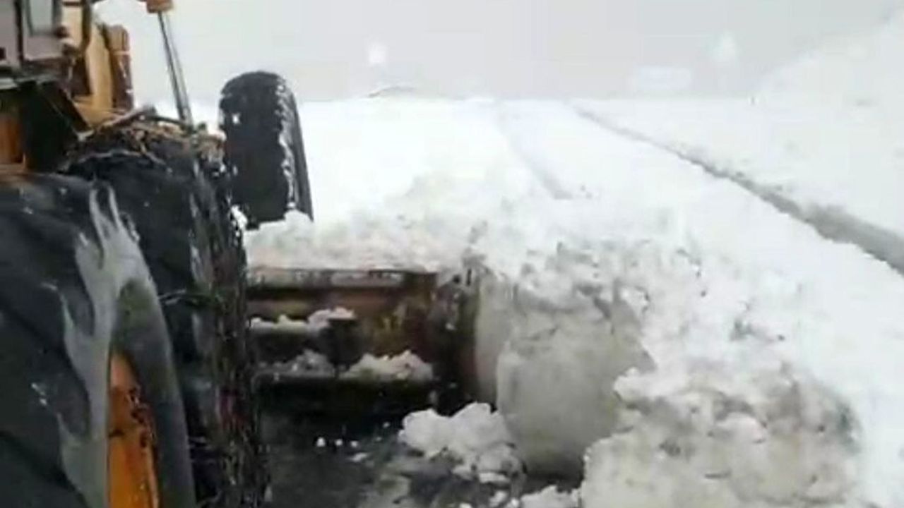 Gezbeli Geçidi'nde Yol Açıldı