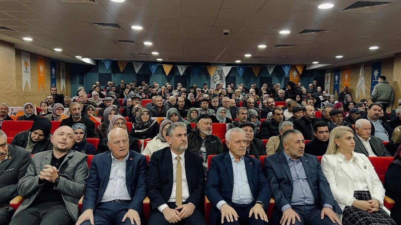 Gölpazarı'nda AK Parti Toplantısı Coşkuyla Gerçekleşti