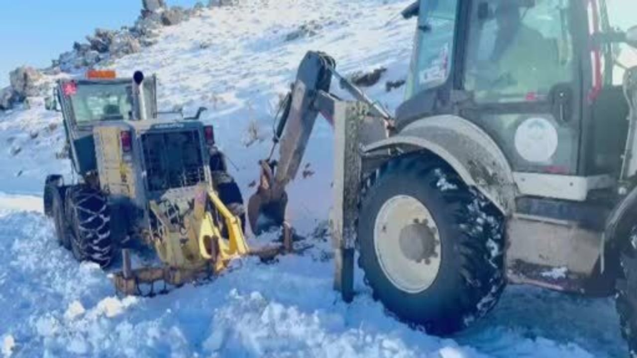 Greyder Uçurumun Kenarında Zor Anlar Yaşadı