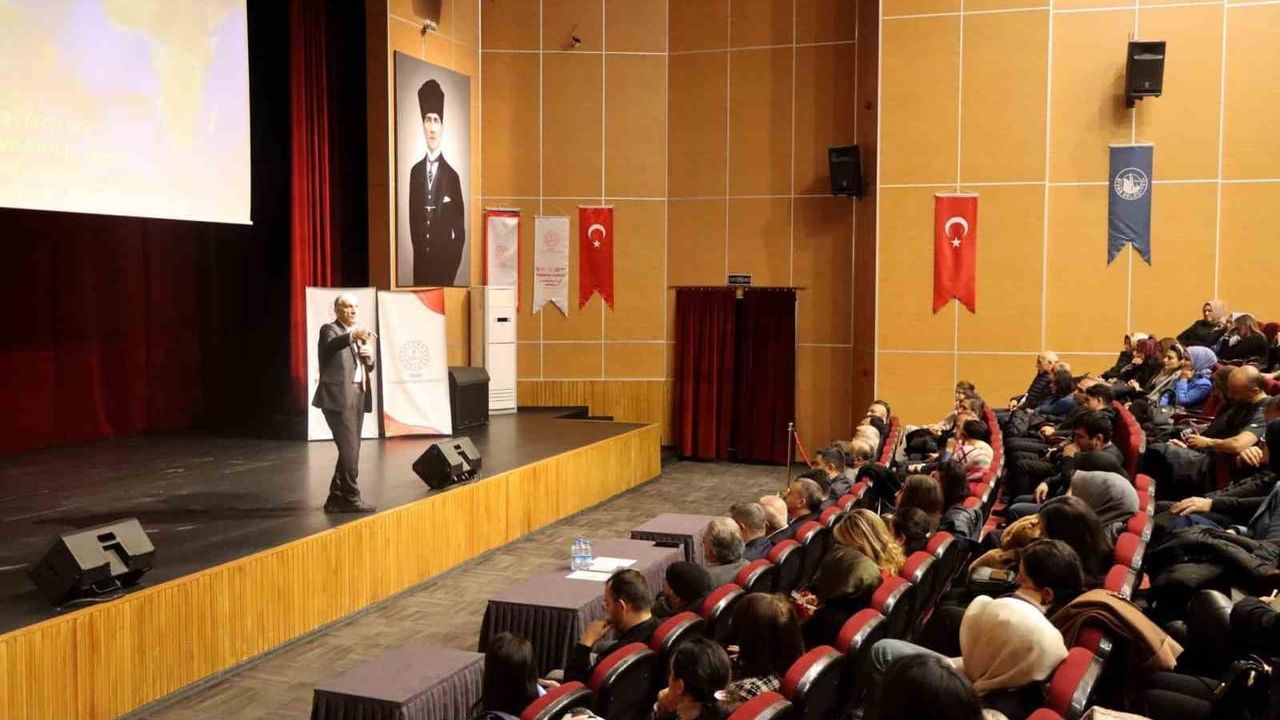 Güçlü Aile, Güçlü Toplum: Sivas'ta Önemli Bir Söyleşi