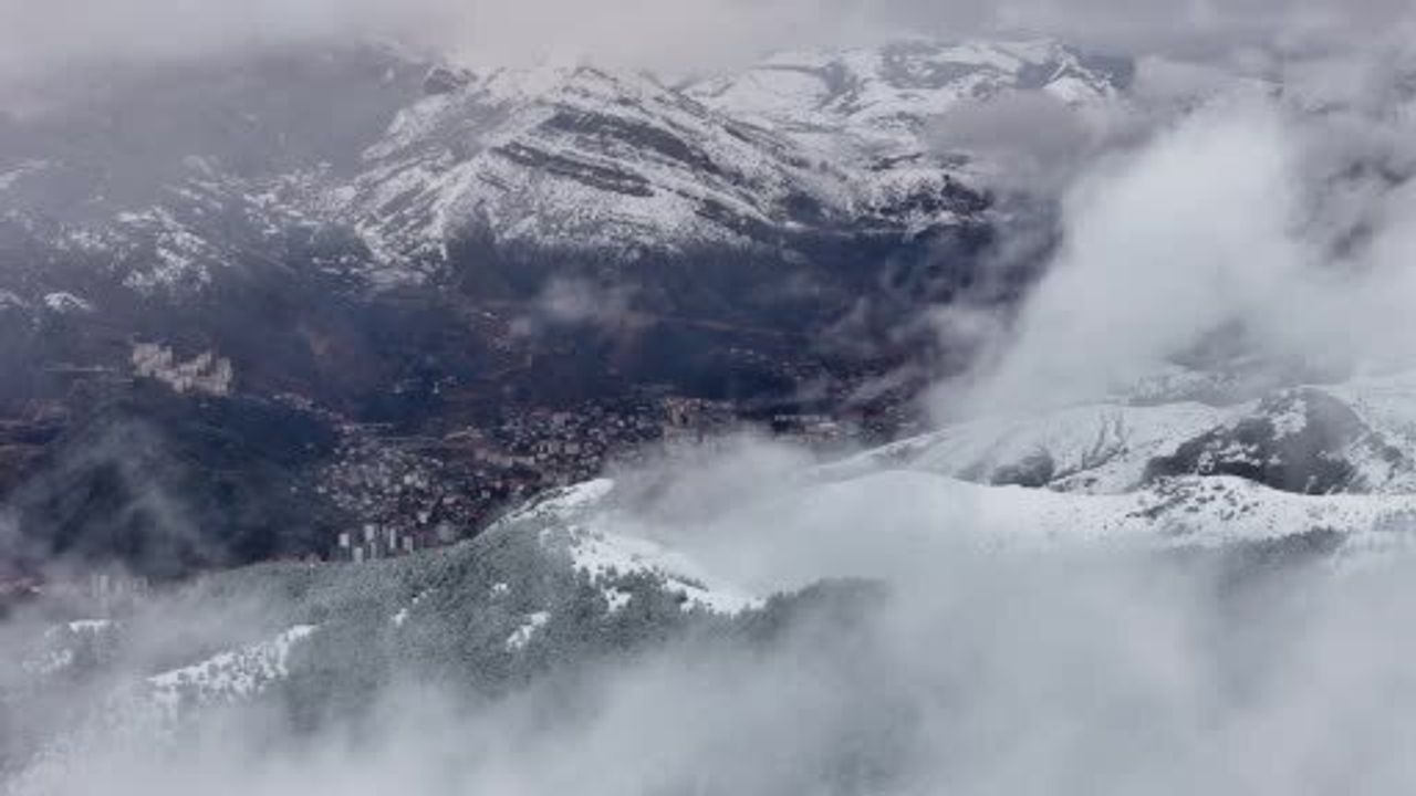 Gümüşhane Kış Manzarasıyla Kartpostallık Görüntüler Sunuyor
