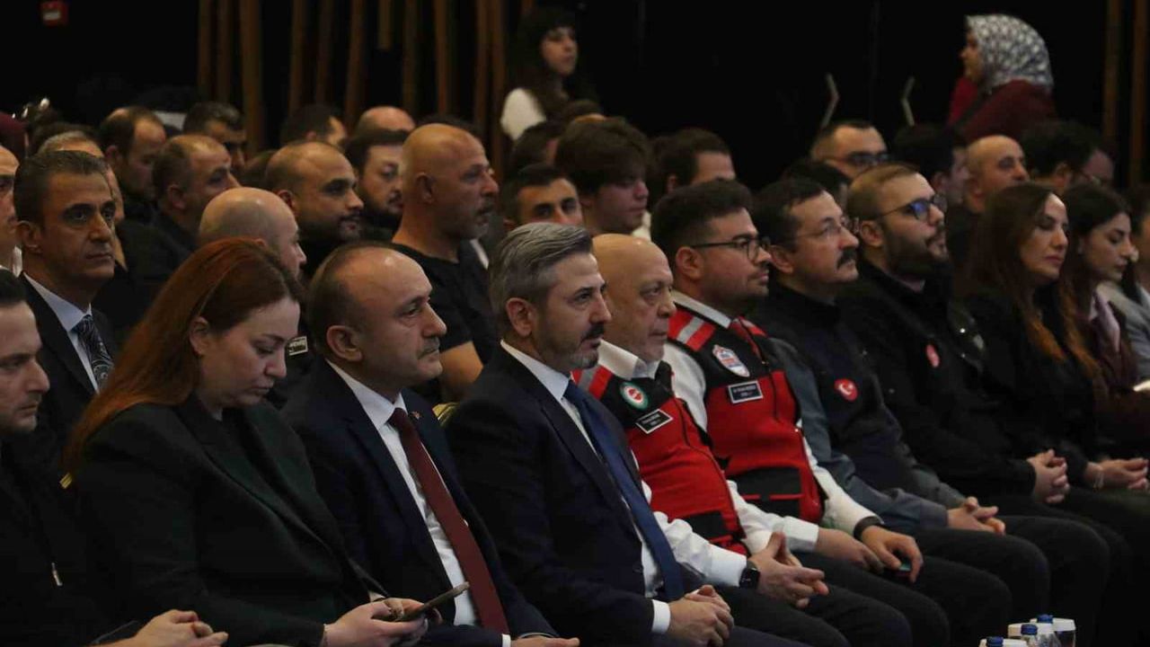 HAK-İŞ Başkanı Arslan: Ülkemizin Sorunlarında Olmalıyız