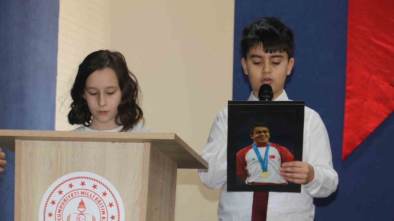 Halil Mutlu, Öğrencilere Sporun Önemi Anlattı