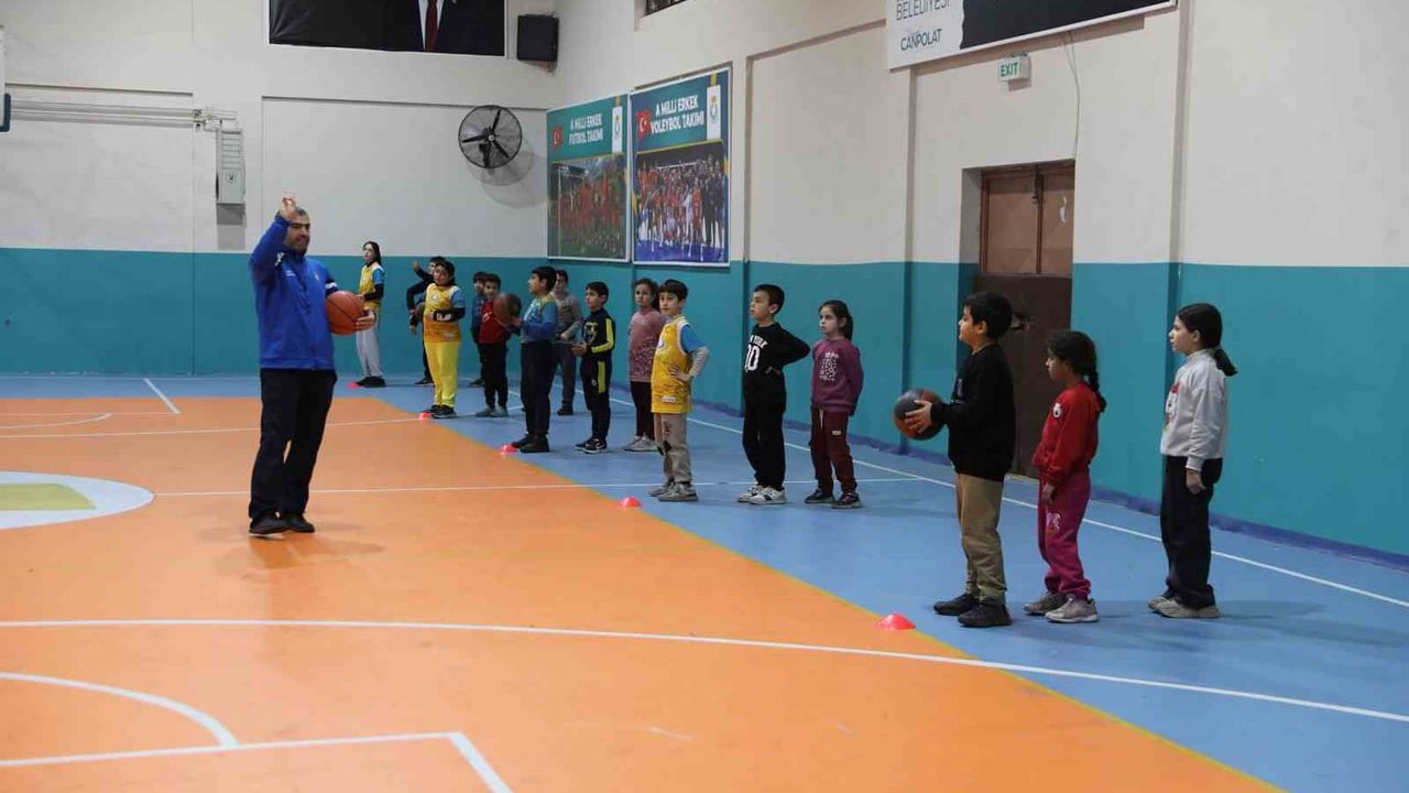 Haliliye'de Çocuklar İçin Kış Spor Okulları Başladı