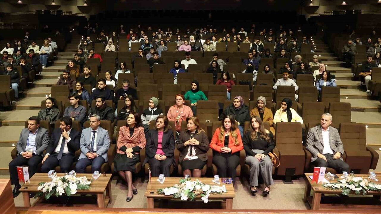 Hasan Kalyoncu Üniversitesi'nde Yapay Zeka Zirvesi Gerçekleşti