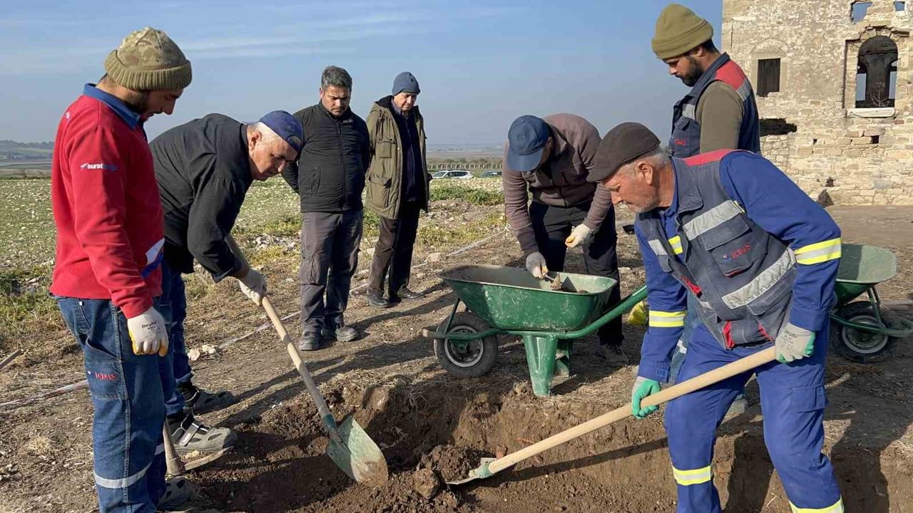 Hasan Paşa Köşkü Kazıları Devam Ediyor