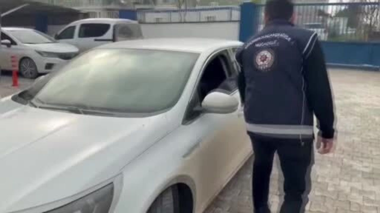 Hatay'da 8 Kaçak Göçmen Kurtarıldı