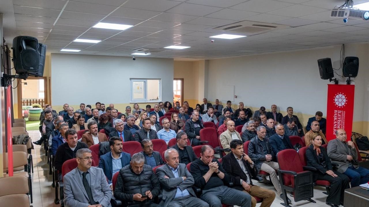 Hatay'da Dezenformasyonla Mücadele Farkındalık Eğitimi