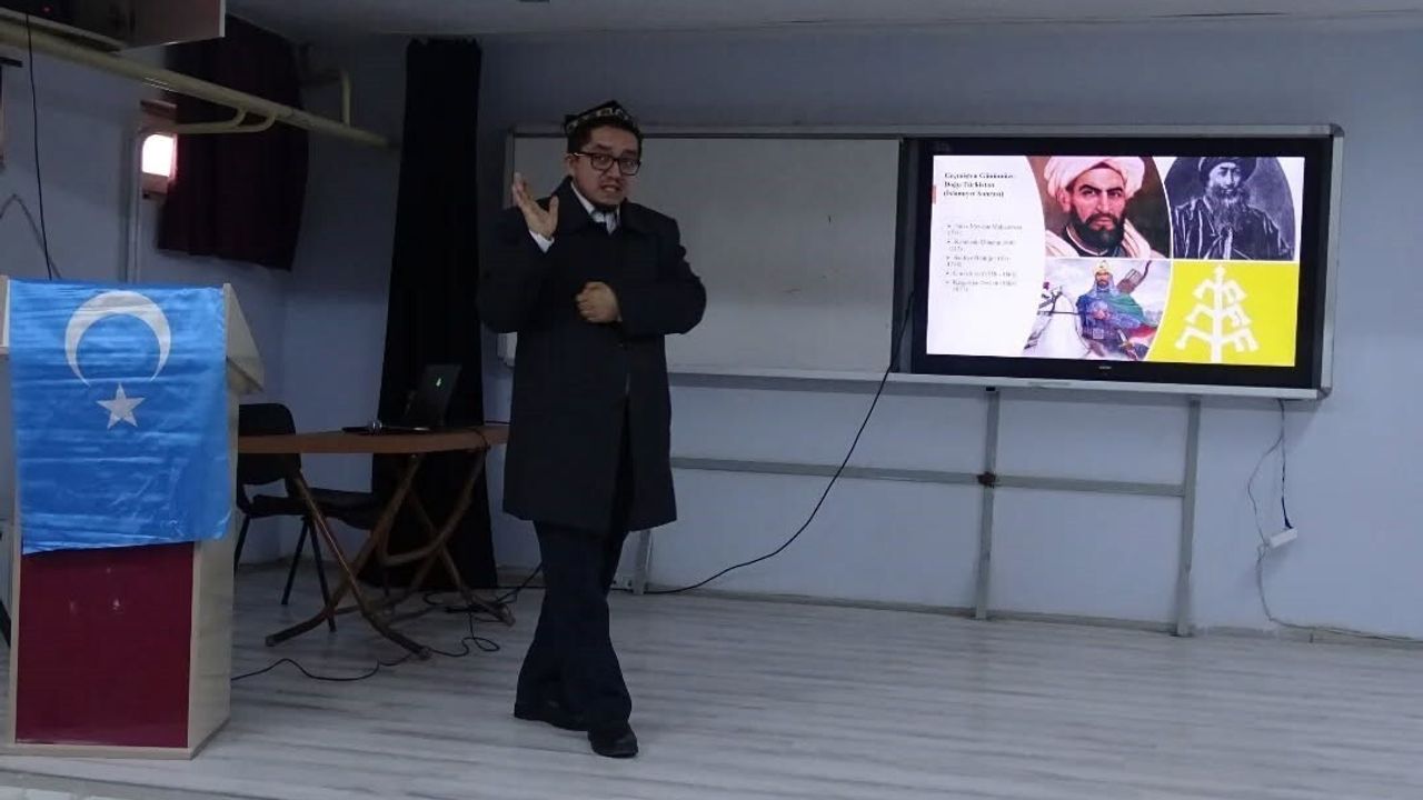 Havran İmam Hatip Ortaokulu'nda Dünya İnsan Hakları Günü Kutlaması