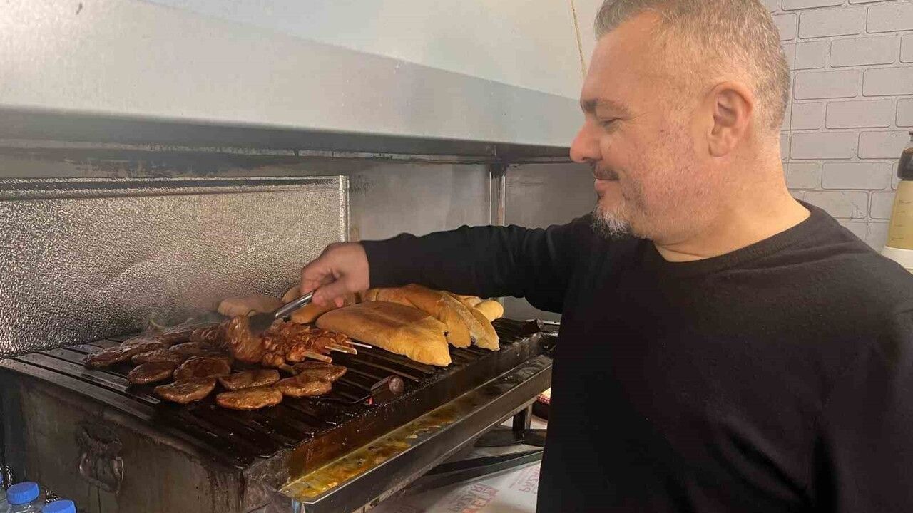 Hayrabolu’nun Tescilli Lezzeti: Çerkezmüsellim Pabuç Köftesi