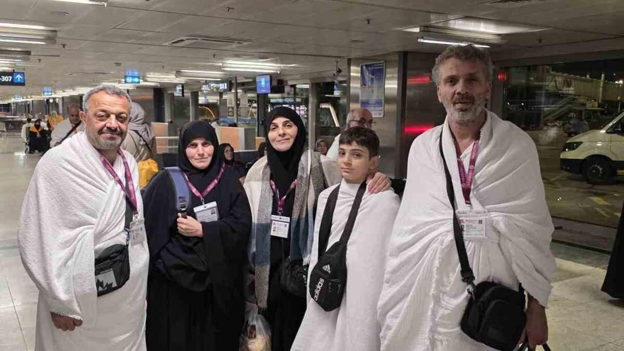 Hayrat'ta Şehit Yakınları ve Gaziler Umreye Gönderildi