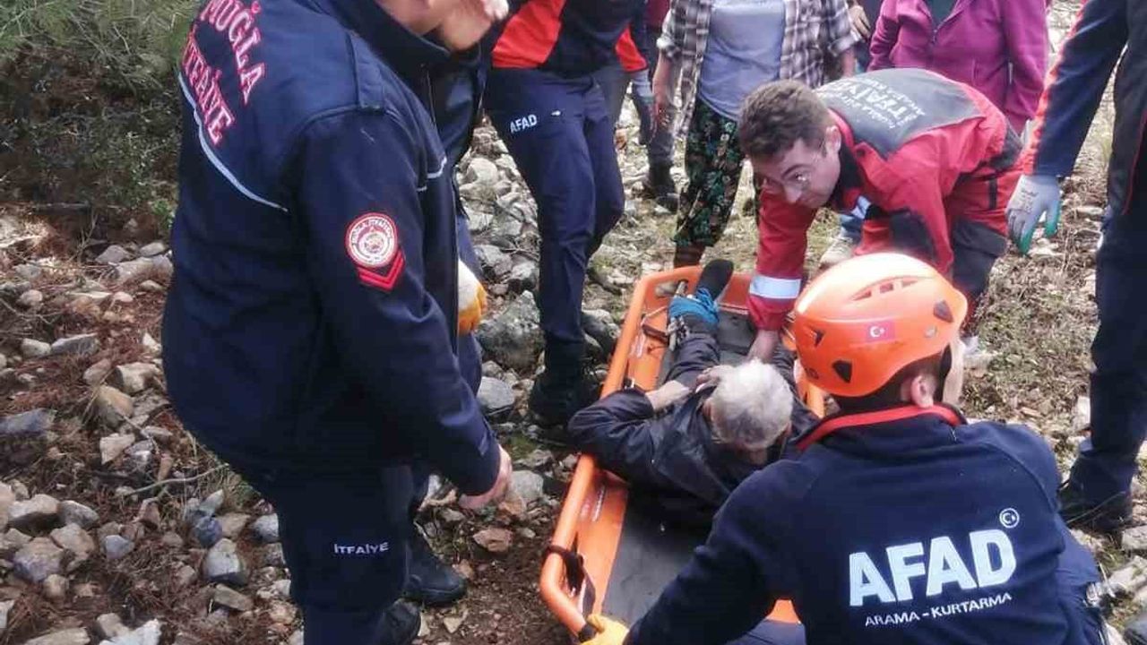 Hayvan Otlatırken Kayalıklardan Düşen Yaşlı Adamın Durumu