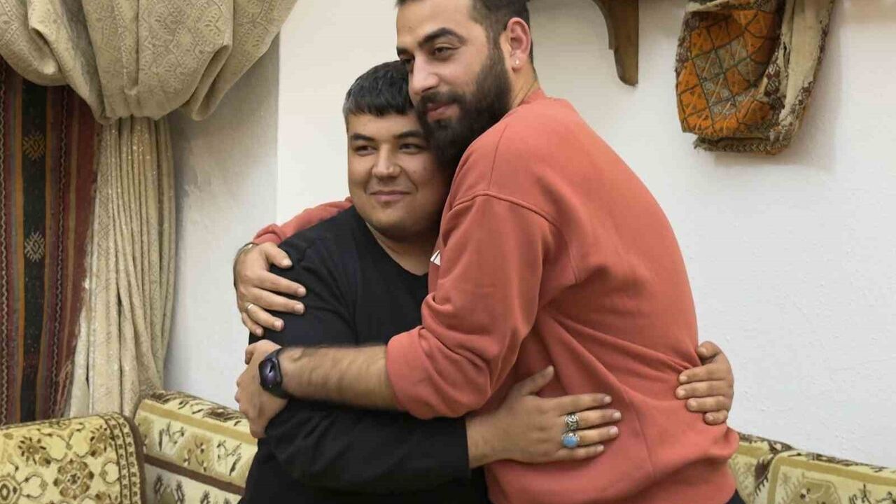 Heimlich Manevrası ile Hayata Dönen Genç