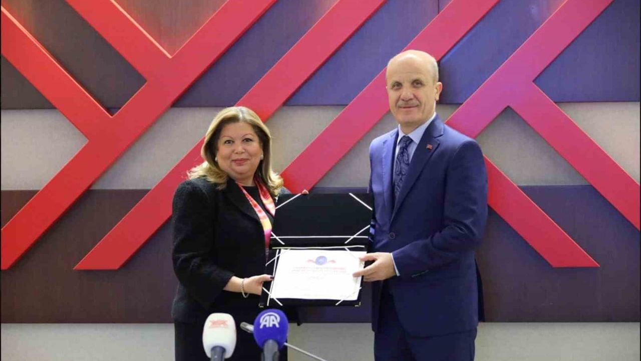 HKÜ, Engelsiz Üniversite Program Nişanı ile Öne Çıkıyor