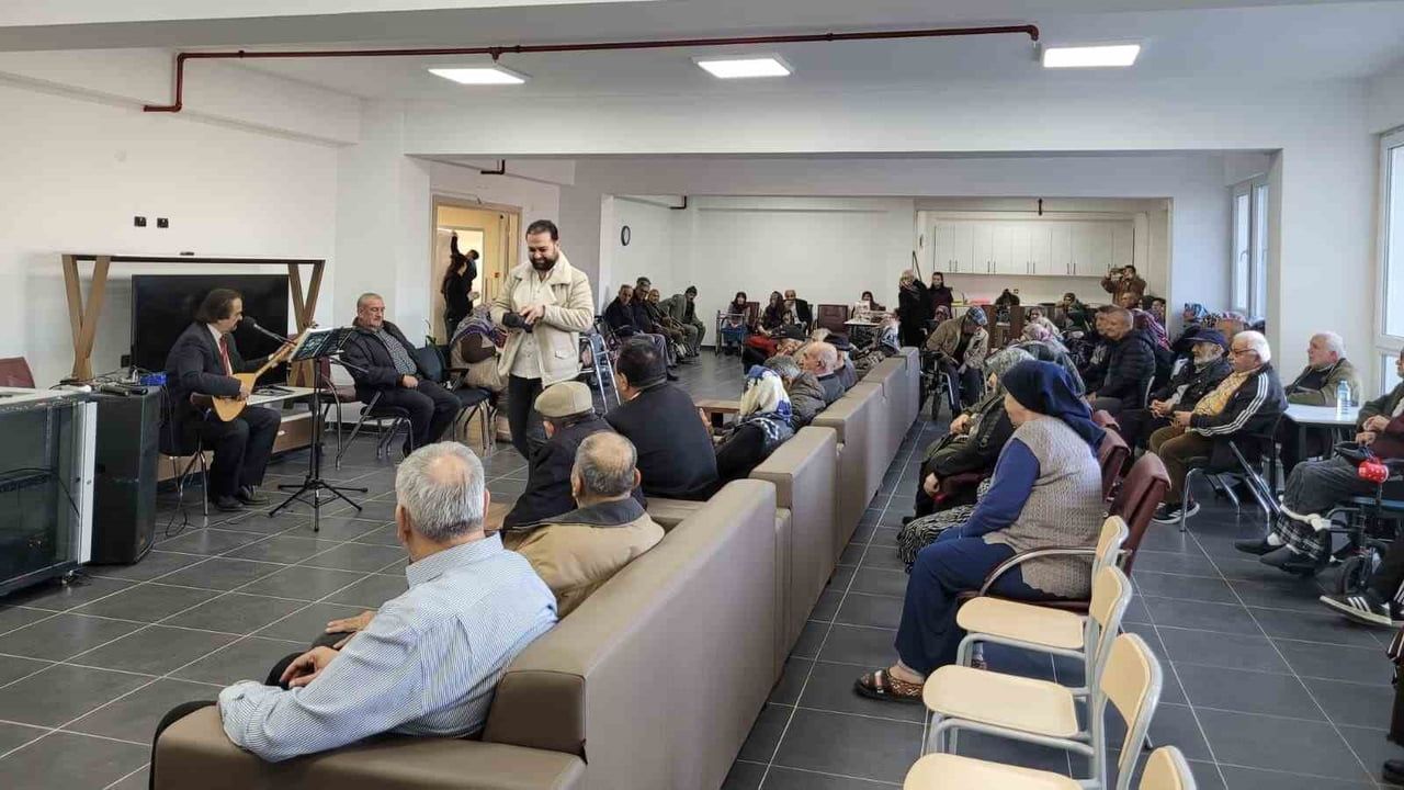 Huzurevi Sakinlerine Özel Konser Keyfi