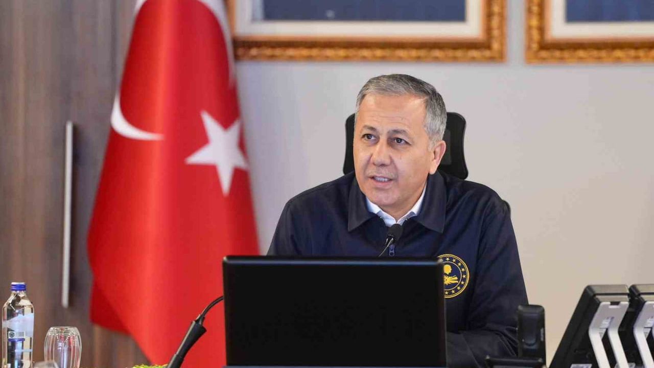 İçişleri Bakanı Yerlikaya Yeni Yıl Güvenlik Önlemlerini Açıkladı