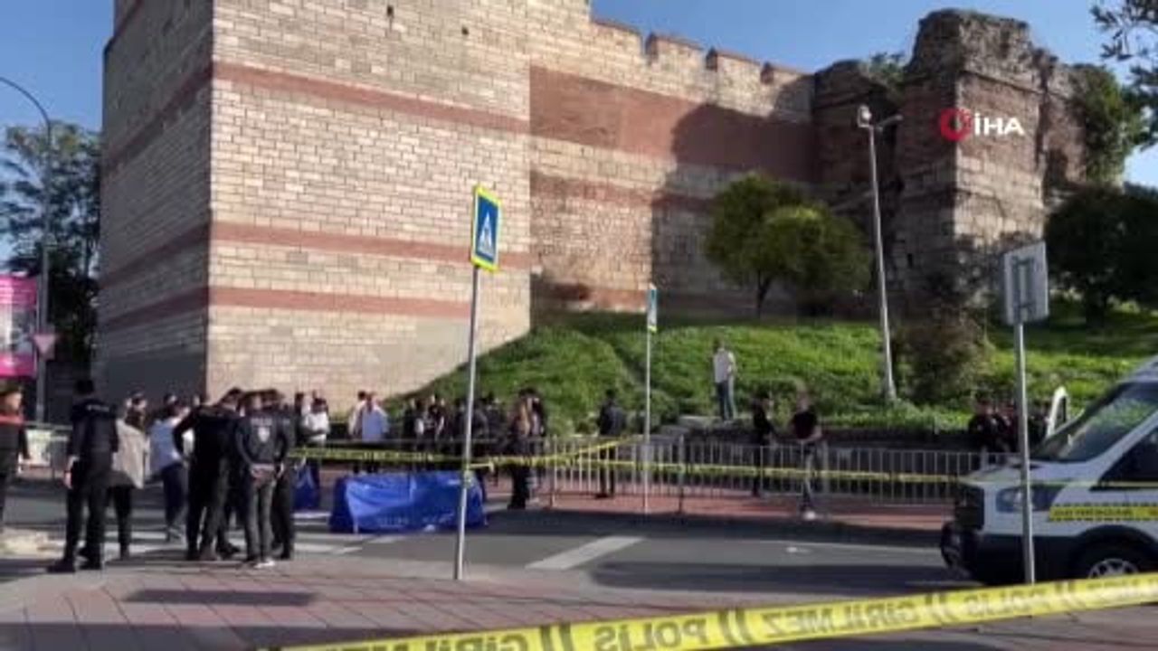 İkbal Uzuner'in Mezarı Üzerinde Uygunsuz Hareketler: 3 Genç İçin Hapis Talebi