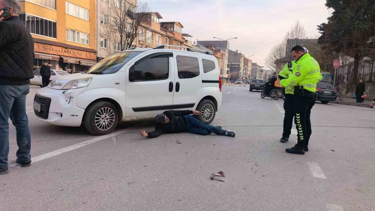 İnegöl'de Elektrikli Bisiklet Kaza Yaptı, Sürücü Yaralandı