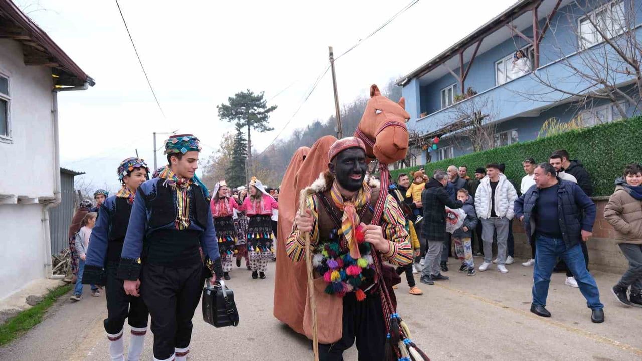 İnegöl'de Kadim Türk Gelenekleri Yaşatılıyor
