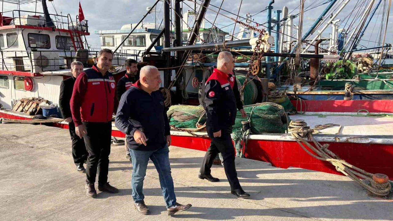 İskenderun Balıkçı Barınağı'nda Denetim Yapıldı