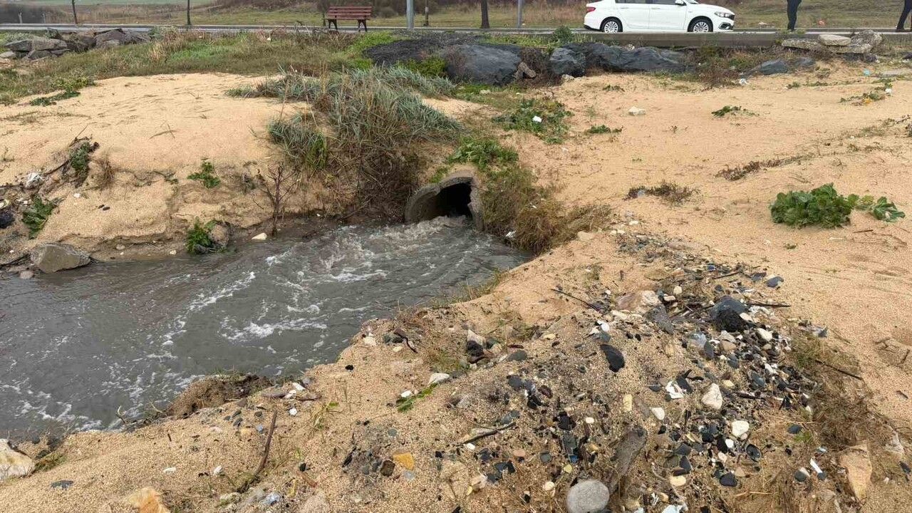 İSKİ'den Karaburun'da Çevre İhlali: Atık Su Denize Boşaltılıyor