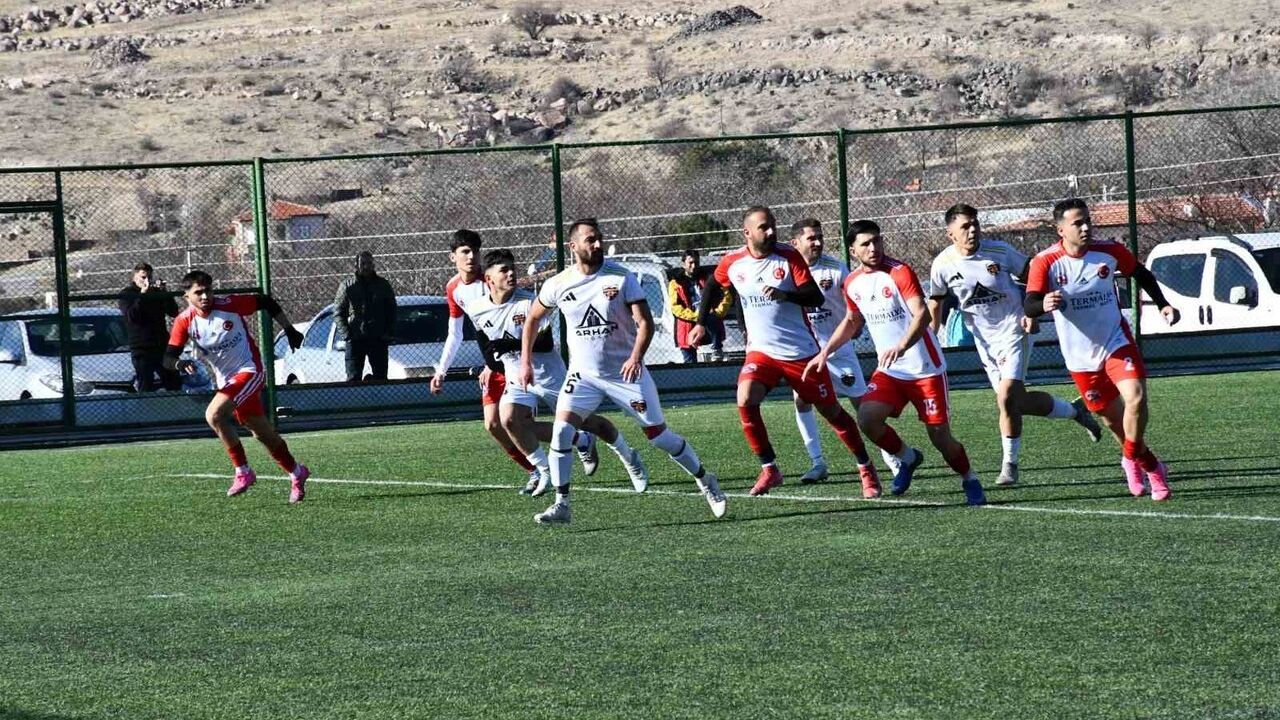 İsmail Okumuş FK, Lideri Büyük Toramanspor'u Mağlup Etti