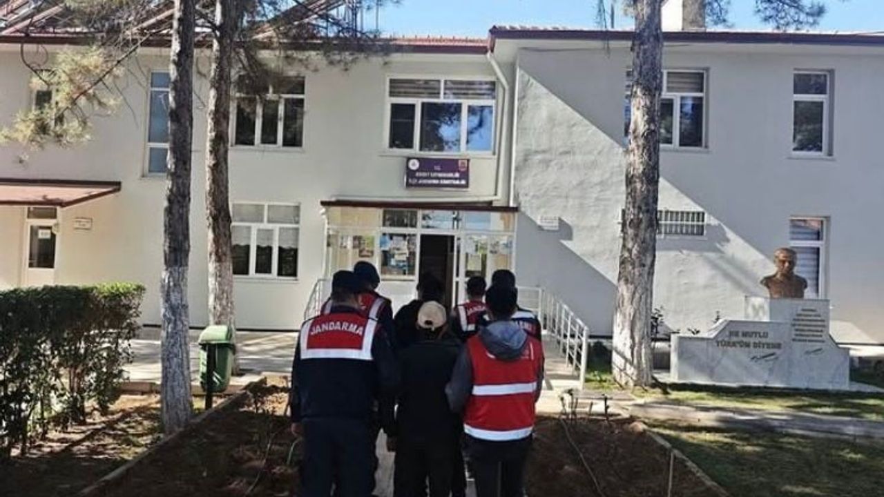 Isparta’da Düzensiz Göç ve Kaçakçılık Operasyonu