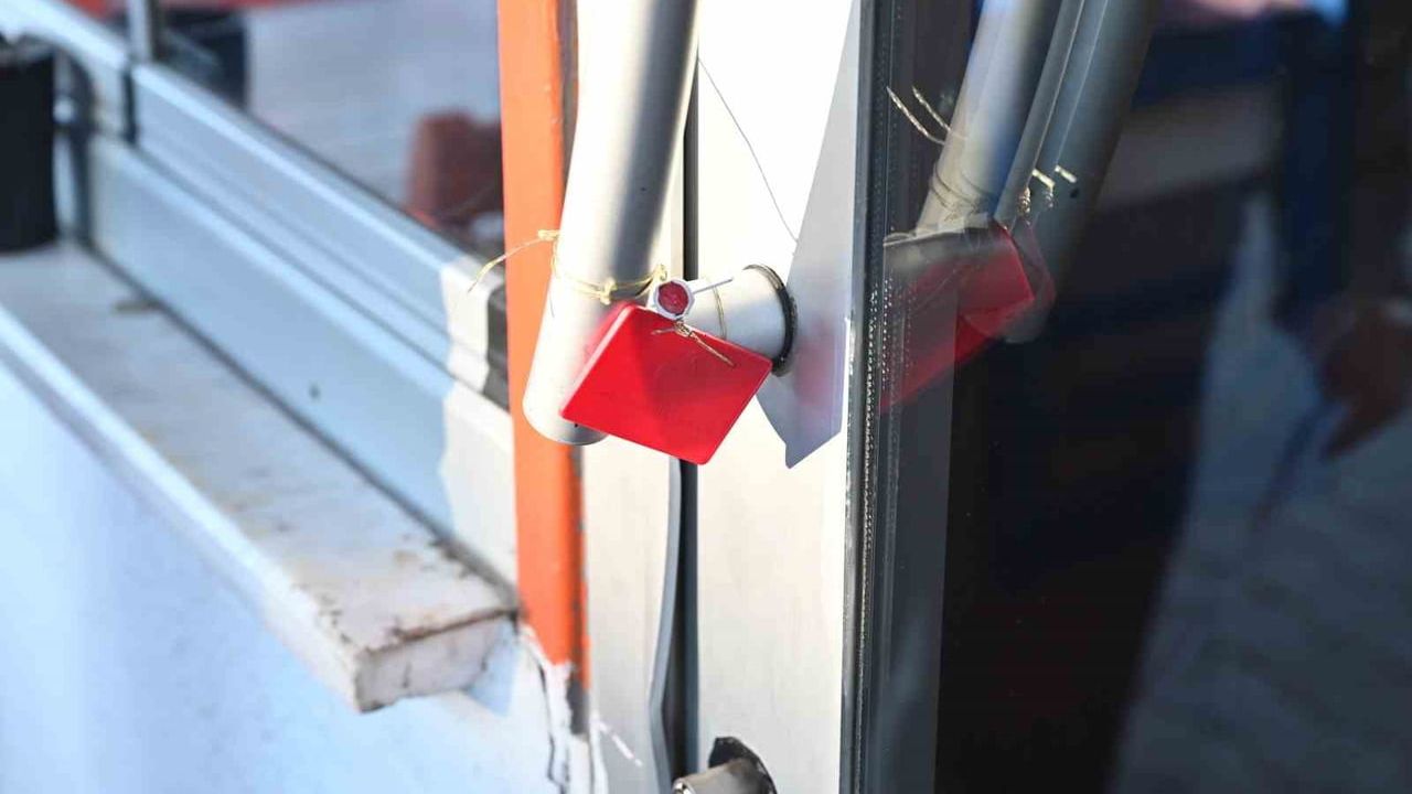 Isparta'da Haşere İddiaları Üzerine Döner Salonu Mühürlendi