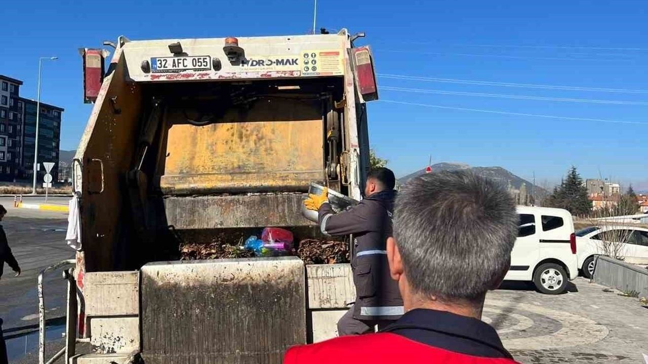 Isparta'da Uygunsuz Gıda Ürünlerine El Konuldu