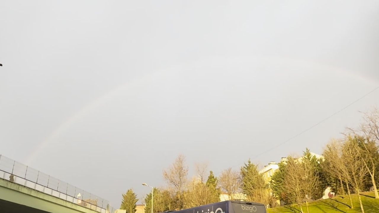 İstanbul'da Gökkuşağı Sürprizi