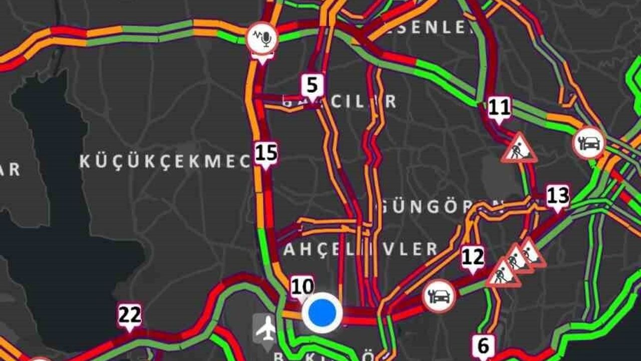İstanbul'da Trafik Yoğunluğu Yüzde 81'e Ulaştı