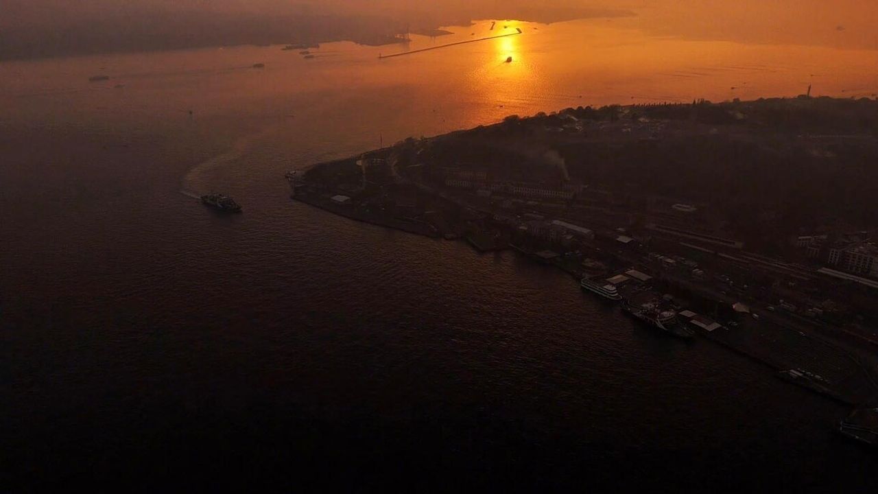 İstanbul'un Boğazında Pus ve Hava Kirliliği Dron ile Görüntülendi