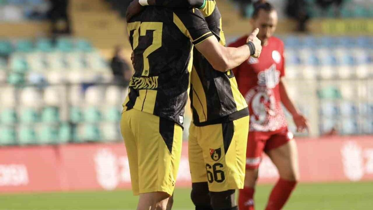 İstanbulspor, Ziraat Türkiye Kupası'nda Sarıyer'i 6-0 Geçti