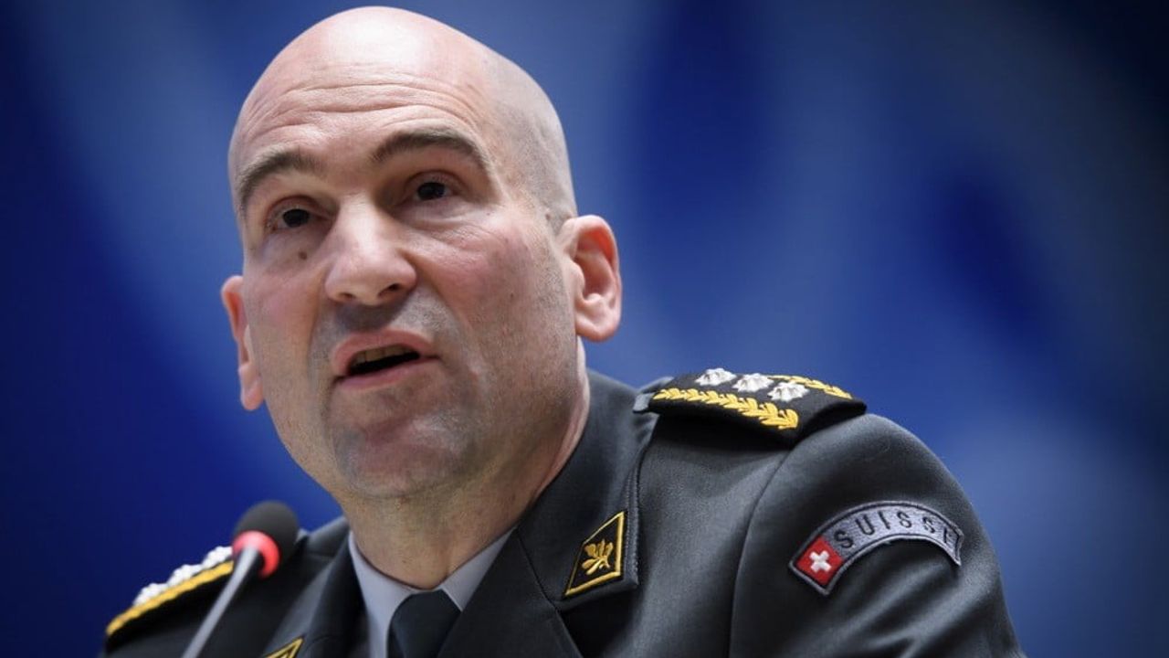 İsviçre Genelkurmay Başkanı Savunma Kapasitesini Eleştirdi