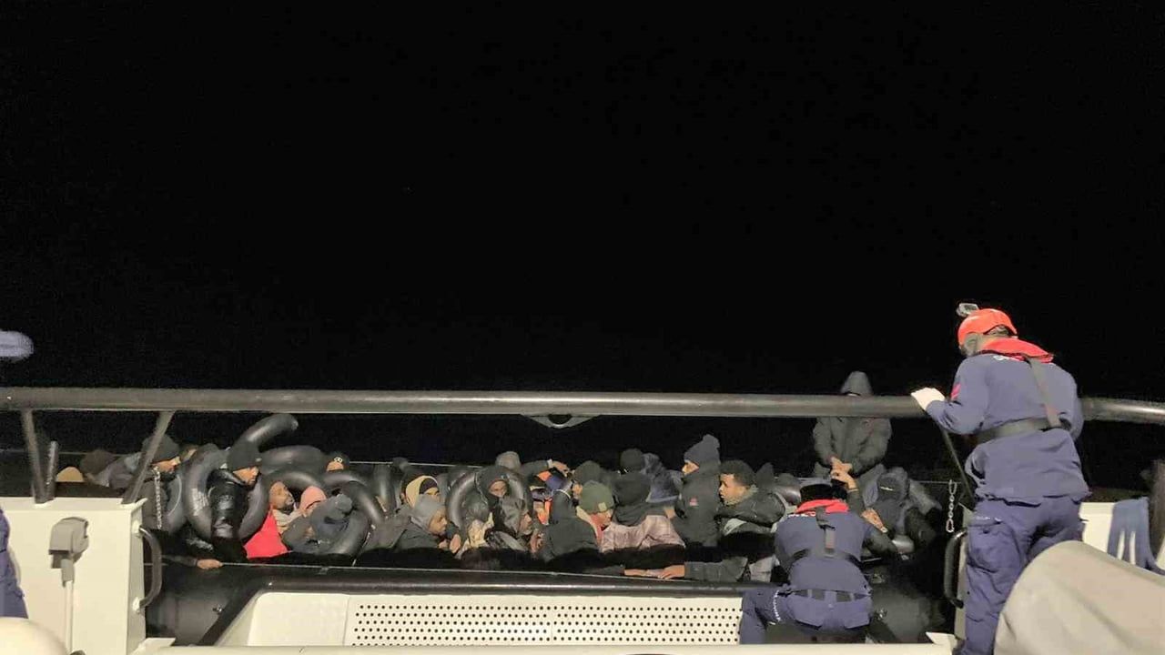 İzmir'de Göçmenlere Yönelik Operasyon