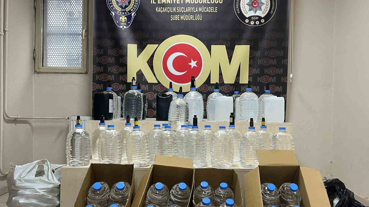 İzmir'de Yılbaşı Öncesi Kaçak İçki Operasyonu: 5 Tutuklama
