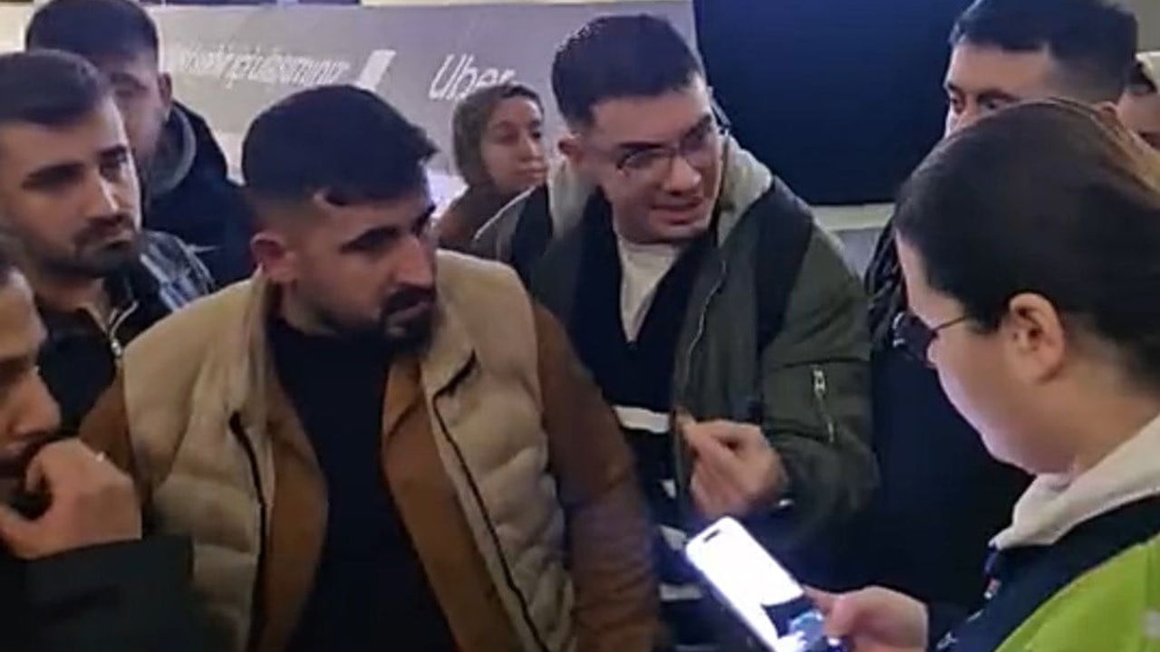 İzmir-Diyarbakır Uçuşu 12 Saatlik Sıkıntıya Dönüşüyor