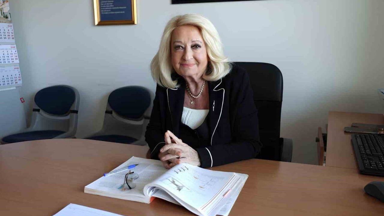 İzmir Ekonomi Üniversitesi'nde Bilim Ödülü Gururu