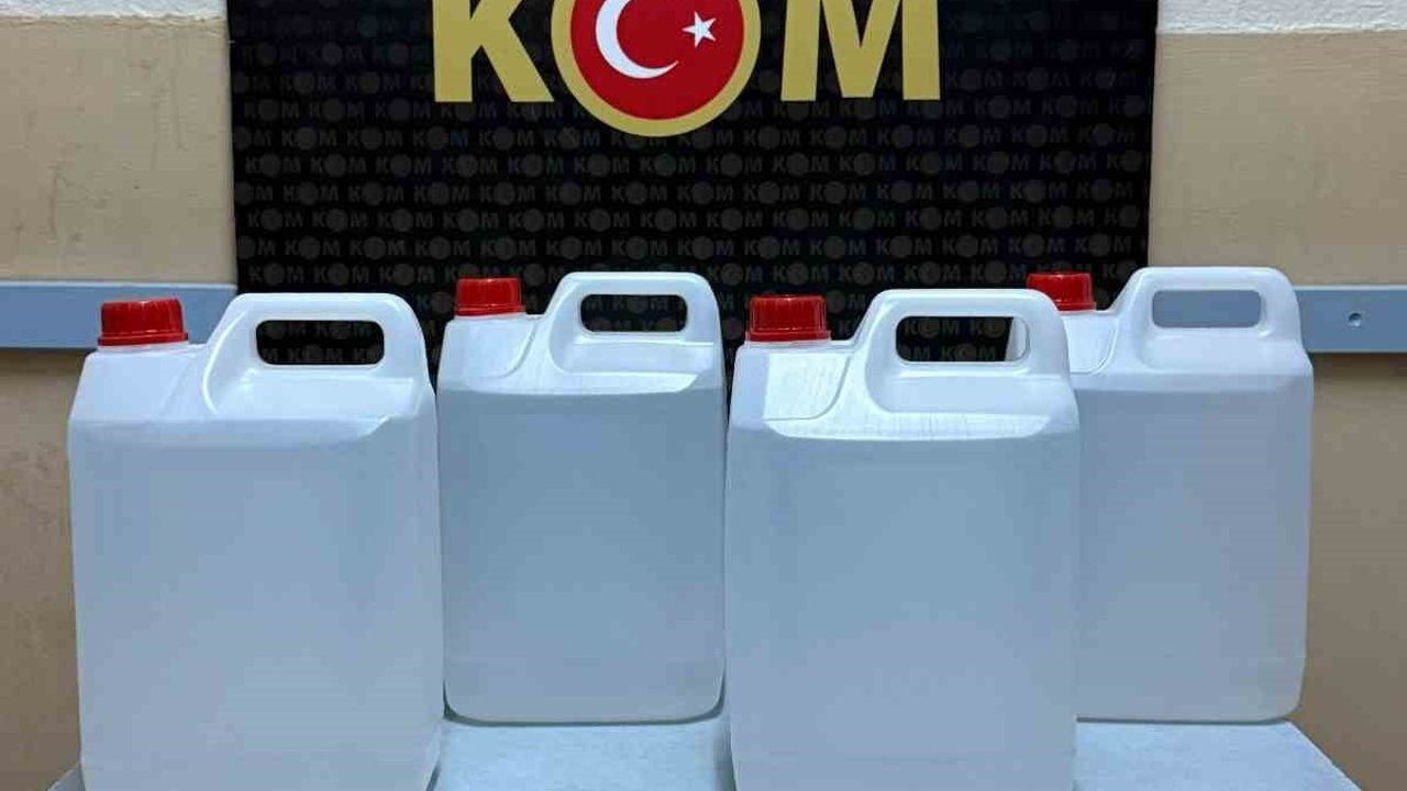 Kaçak Alkol Üretimine Geçit Yok: 20 Litre Etil Alkol Ele Geçirildi