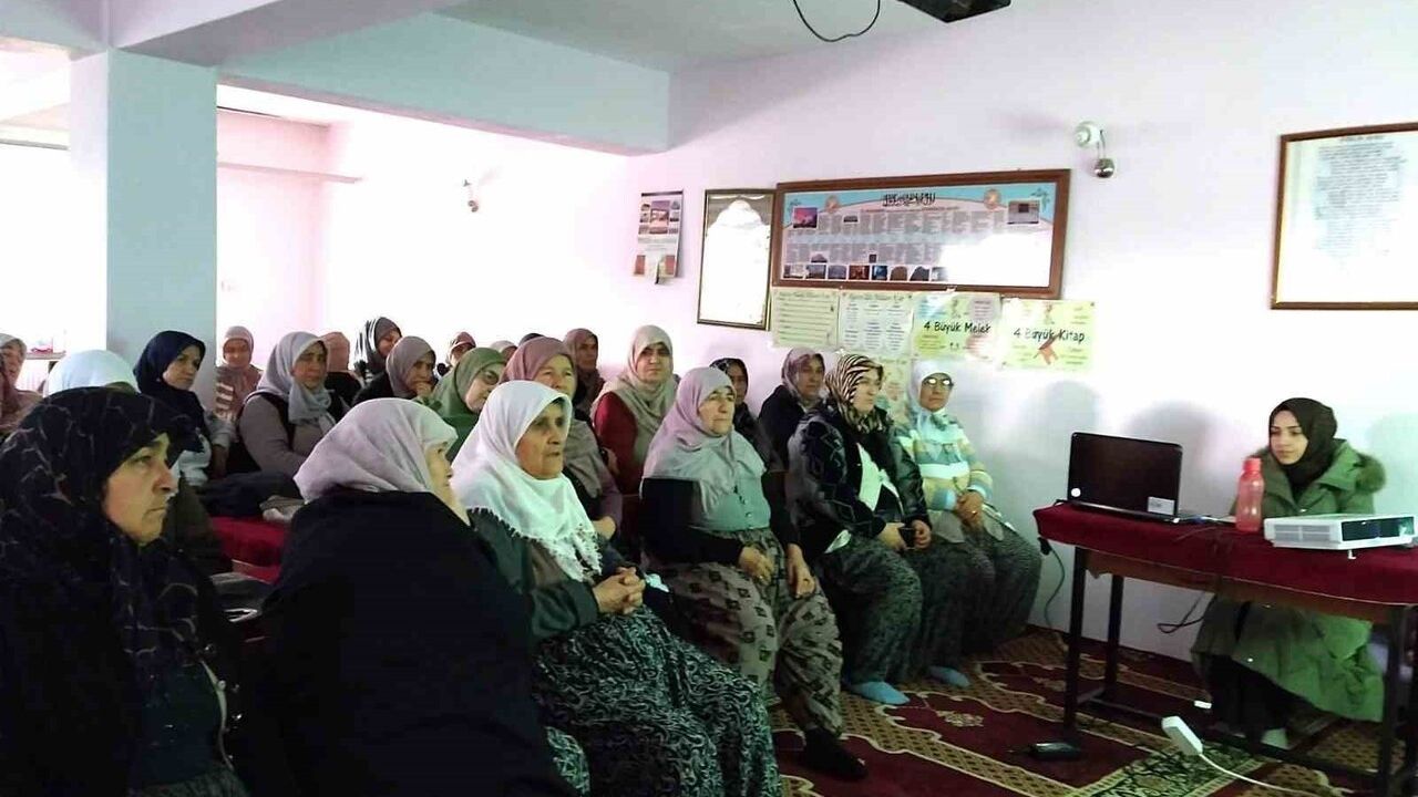 Kadın Çiftçilere Eğitim Desteği Devam Ediyor