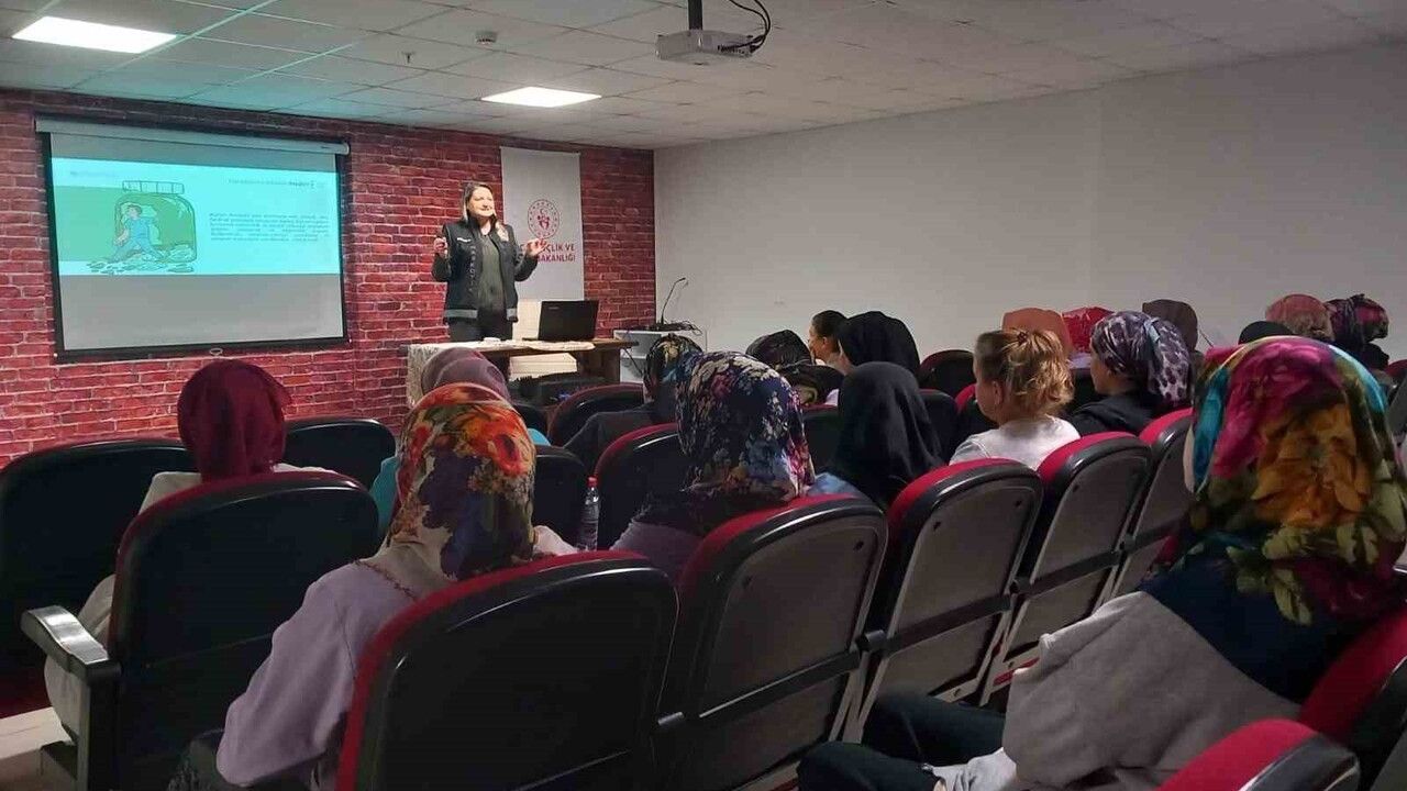 Kadın Personel İçin Uyuşturucu ile Mücadele Eğitimi