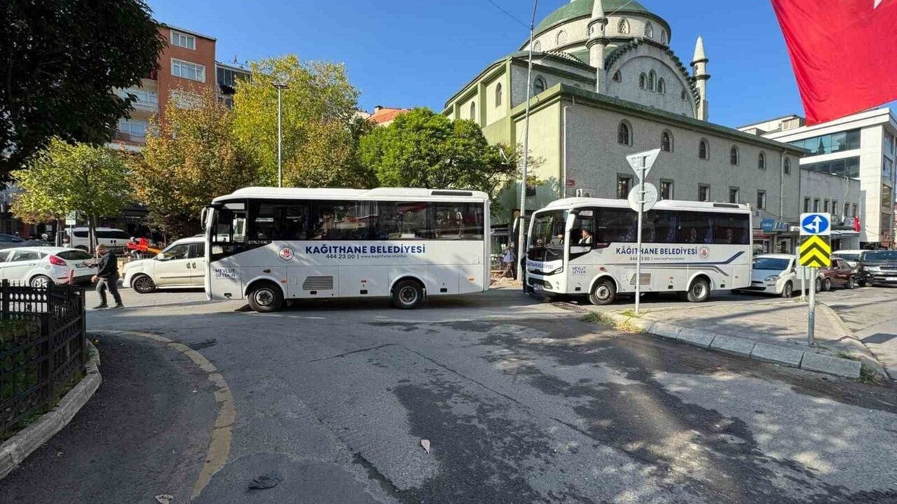 Kağıthane Belediyesi'nden Ücretsiz Mezarlık Servisi