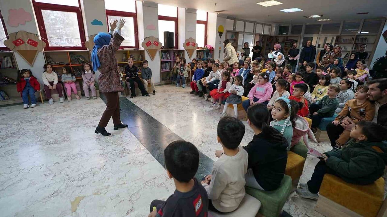 Kahramanmaraş’ta Çocuklar İçin Masal Buluşması