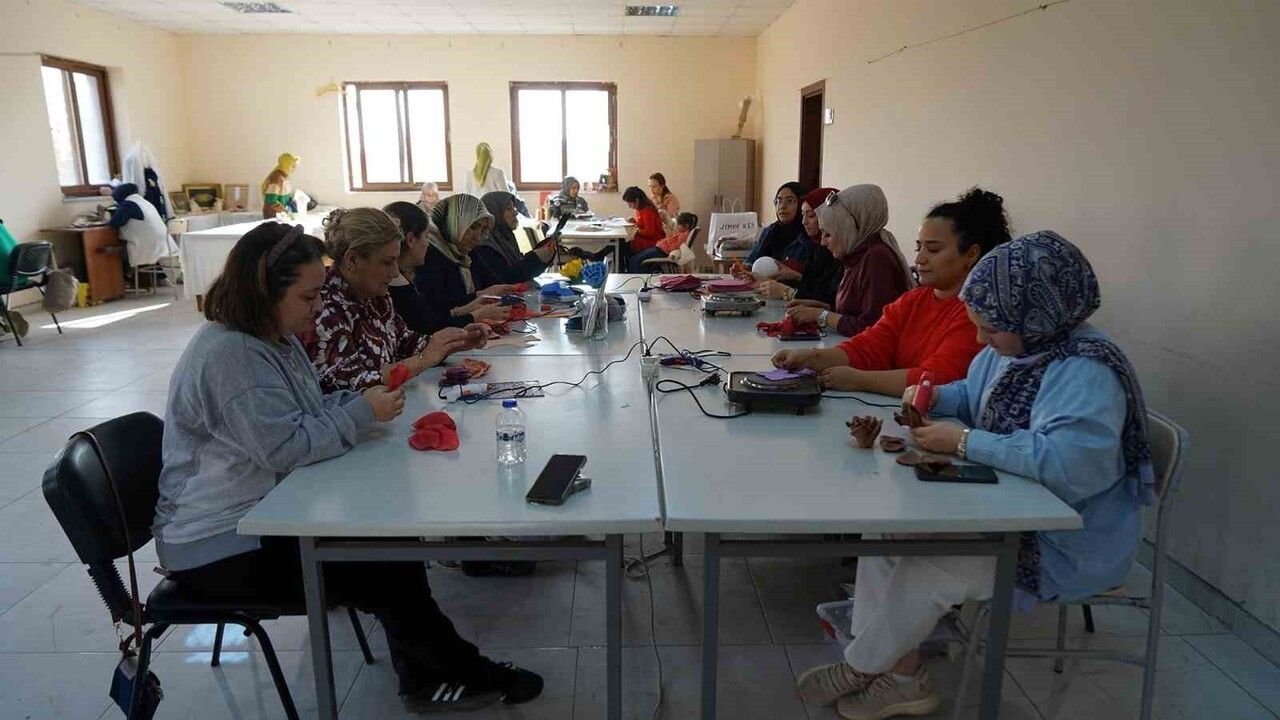 Kahramanmaraş'ta Kadınlar Meslek Ediniyor